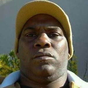 Meet your Posher, Warren